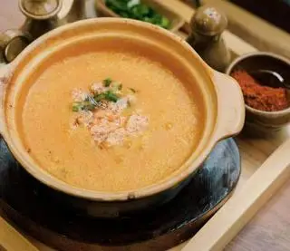 Hình ảnh Cháo thịt băm bí đỏ.
