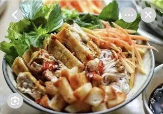 Hình ảnh Bún chả - chả giò -đậu hủ- nước tương