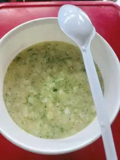 Hình ảnh Cháo bồ câu hầm hạt sen