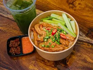 Hình ảnh Bún Thái chả cá