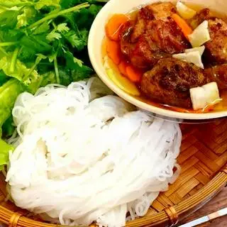 Hình ảnh Bún chả miếng