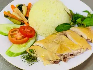Hình ảnh Gà chặt một người