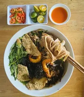 Hình ảnh Bánh đa cua truyền thống