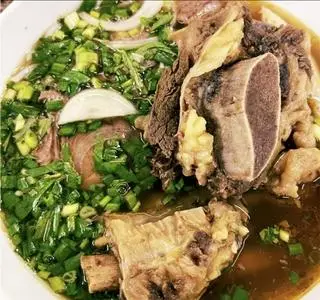 Hình ảnh Bún Bò Sườn Cây