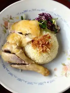 Hình ảnh Cơm Đùi Gà Nhỏ