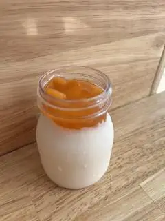 Hình ảnh Sữa chua mứt xoài