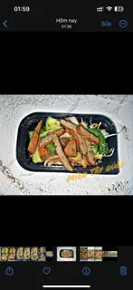 Hình ảnh Mì xào chả cá