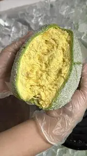 Hình ảnh Bánh Phú Sĩ Lá Dứa