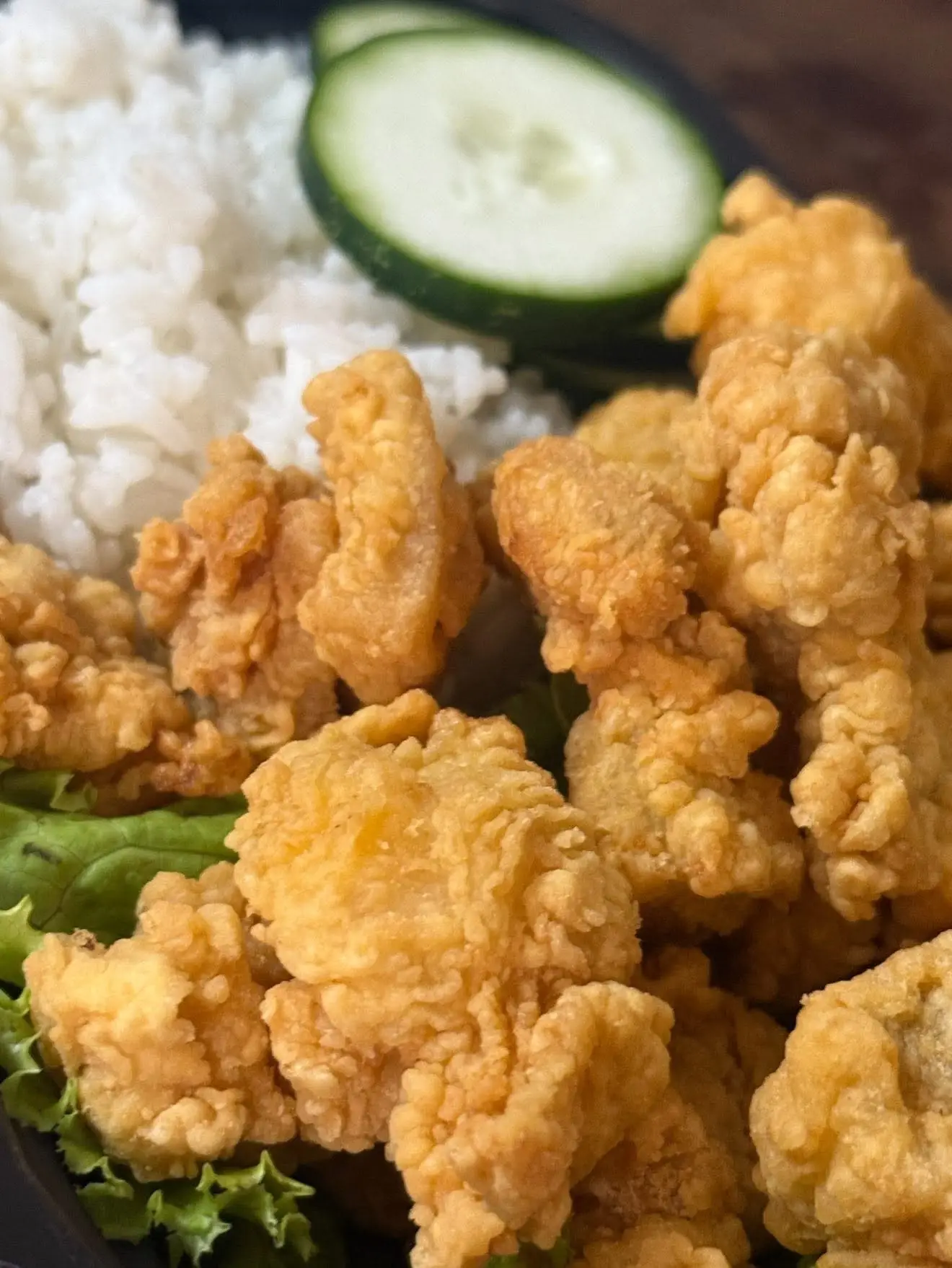 Hình ảnh Cơm Gà Viên + Trứng 