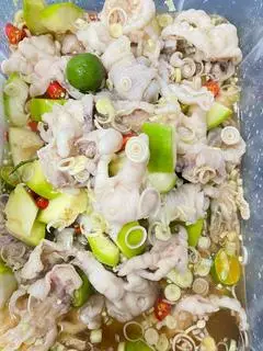 Hình ảnh Size lớn-Chân gà ngâm xả tắc