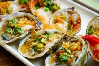 Hình ảnh hàu nướng mỡ hành 