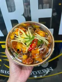 Hình ảnh Chân gà mix gân bò