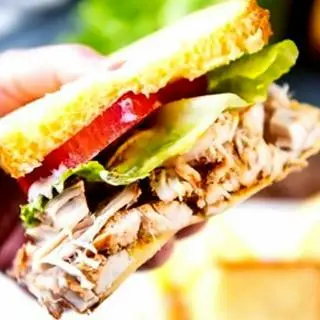 Hình ảnh Sandwich Gà