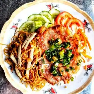 Hình ảnh Cơm sườn bì