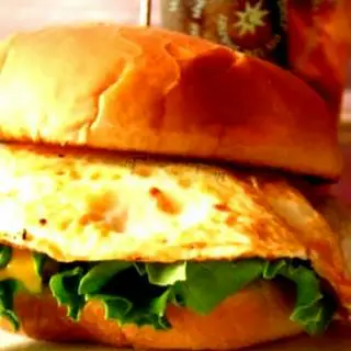 Hình ảnh Burger trứng phô mai