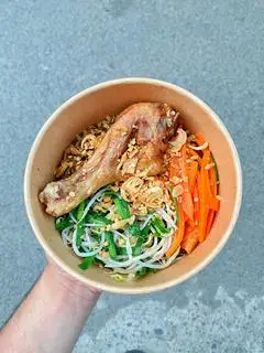 Hình ảnh Miến trộn đùi gà 