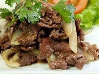 Hình ảnh Nui xào bò
