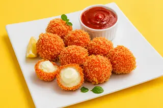 Hình ảnh 3 viên Hải sản sốt Mayone