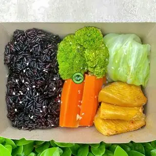 Hình ảnh Cơm Gạo Lứt Ức Gà Sốt Mật Ong