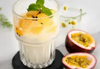 Hình ảnh Sữa chua lắc vị chanh dây