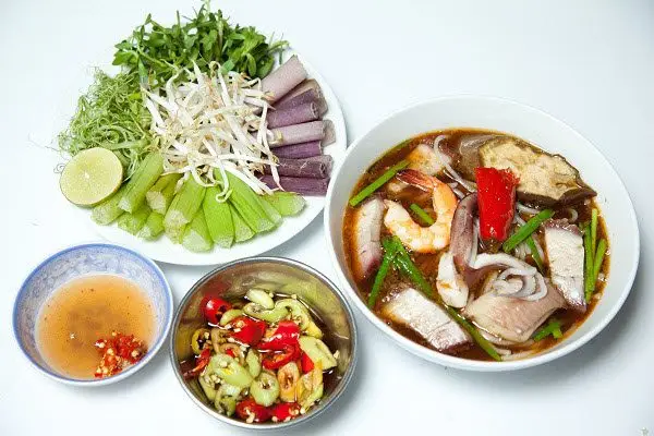 Hình ảnh bún mắm thường