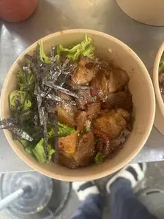 Hình ảnh Cơm Trộn Xá Xíu