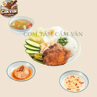 Hình ảnh Cơm Tấm Sườn Xíu Mại Trứng Ốp