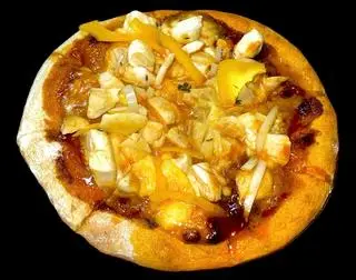 Hình ảnh Pizza ức gà sốt BBQ