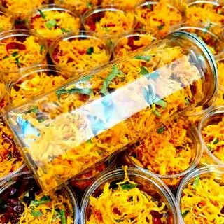 Hình ảnh Khô Gà Lá chanh 300g