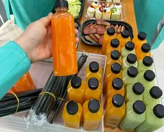 Hình ảnh Trà chanh, nước mơ, nước sấu, nước mận