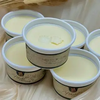 Hình ảnh Sữa chua mặt váng sữa non Truyền thống set 12 hũ