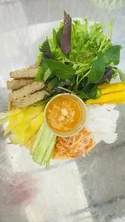 Hình ảnh Nem nướng Nha Trang suất thường