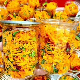Hình ảnh Khô Gà Lá chanh 180g