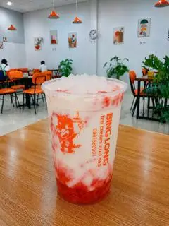 Hình ảnh Sữa chua lắc Dâu tây