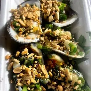 Hình ảnh Sò Dẹo Nướng Mỡ Hành