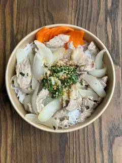 Hình ảnh Bún thịt xào cơ bản