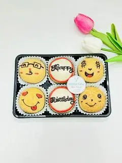 Hình ảnh Set Bánh su sinh nhật  - Hình mặt cười  6 bánh