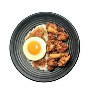 Hình ảnh 12. Cơm gà chiên sốt cay ngọt