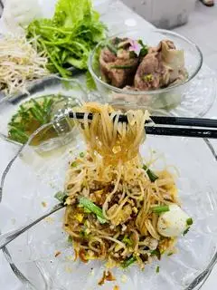 Hình ảnh Hủ Tiếu Xí Quách Khô
