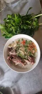 Hình ảnh Cháo lòng má heo 