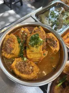 Hình ảnh Cơm đậu hủ dồn thịt sốt cà