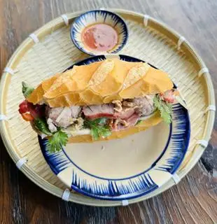 Hình ảnh Bánh mì thập cẩm