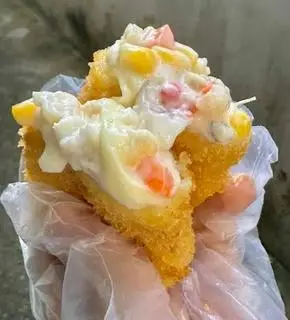 Hình ảnh Chả giò hải sản mayo phô mai kéo sợi
