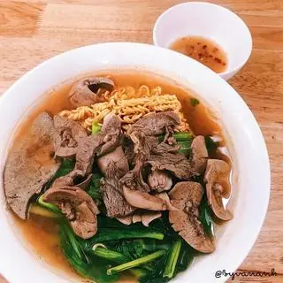 Hình ảnh Mỳ Bầu Dục chua cay - măng giá