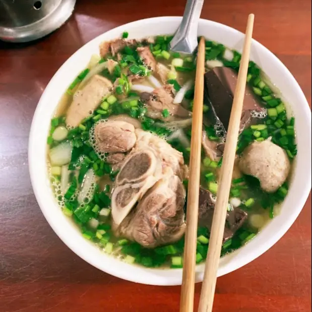 Hình ảnh Bún Bò Huế Đặc biệt 