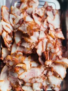 Hình ảnh Bánh mì pate xá xíu