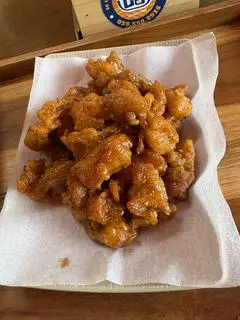 Hình ảnh Gà chiên phô mai kéo