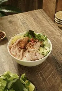 Hình ảnh Bún mắm kẹo Thịt - Tai - Chả ram