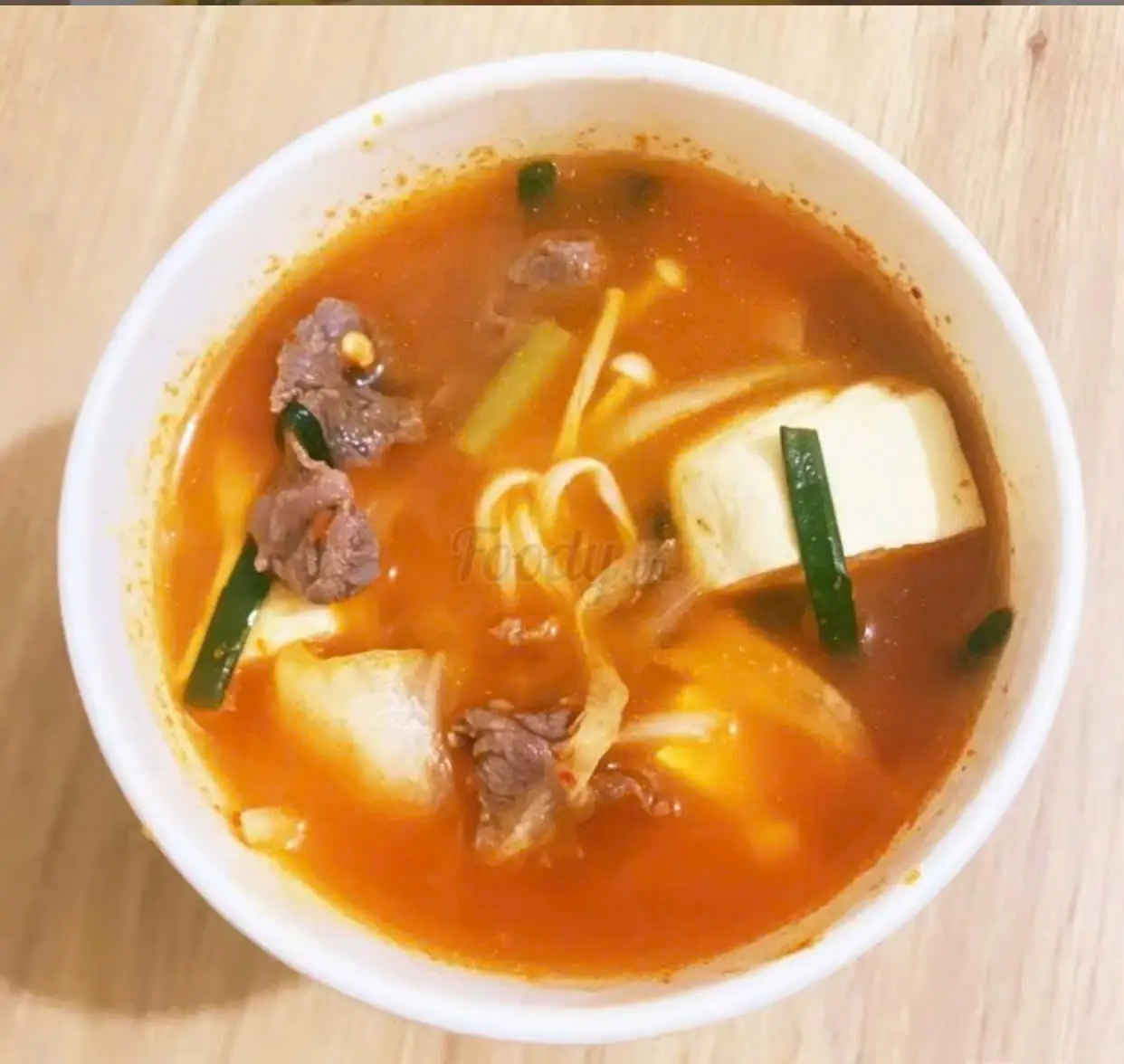 Hình ảnh Canh kimchi bò
