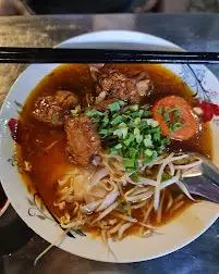 Hình ảnh Hủ tiếu dai sườn kho